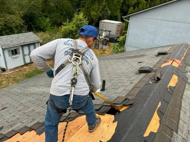 Roof Inspections & Estimates - Roofing service by Quality Master Roofing & Remodel in Vancouver, WA